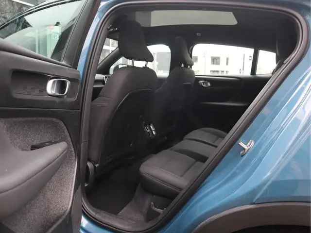Volvo C40 Recharge Twin Intro Edition 78 kWh  SOH 90.6% Navi / Trekh / Pano / 360Camera / Carplay /...