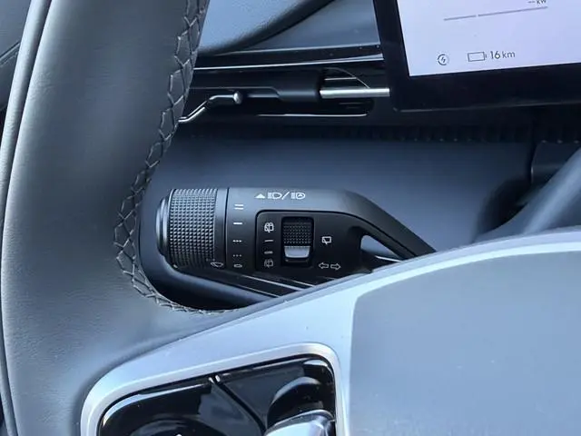 Geely E5