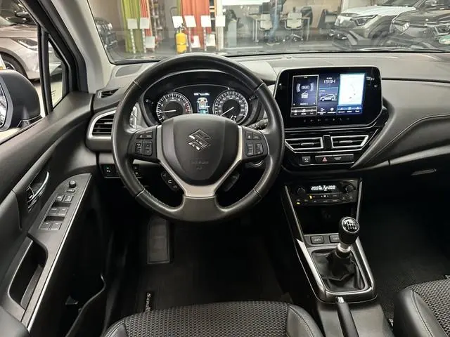 Suzuki S-Cross 1.4 Boosterjet Style Hybride [ DEALER OH I 360 CAMERA I 1500KG TREKHAAK I ADAPTIEVE C...