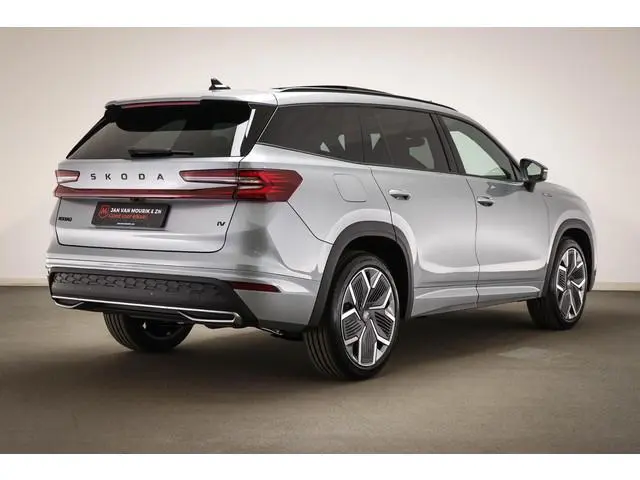 Skoda Kodiaq 1.5 TSI PHEV Sportline Business | WINTER PACK | PANORAMADAK | ACHTERBANKVERWARMING | TR...