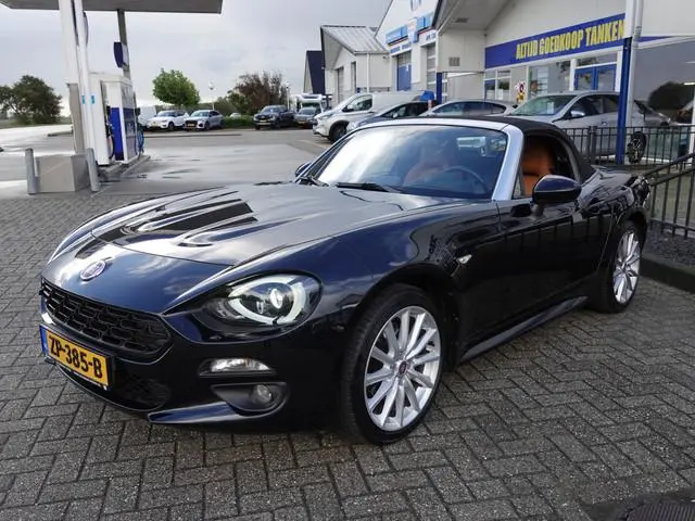 Fiat 124 Spider