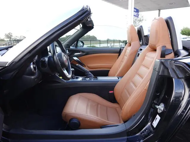 Fiat 124 Spider