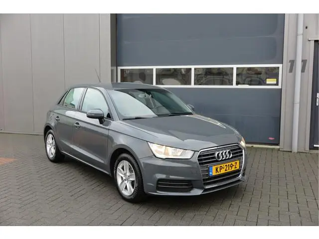 Audi A1 Sportback 1.0 TFSI 95pk S-tronic Pro Line Navigatie , Cruisecontrol , LMV , Bleutooth telefo...