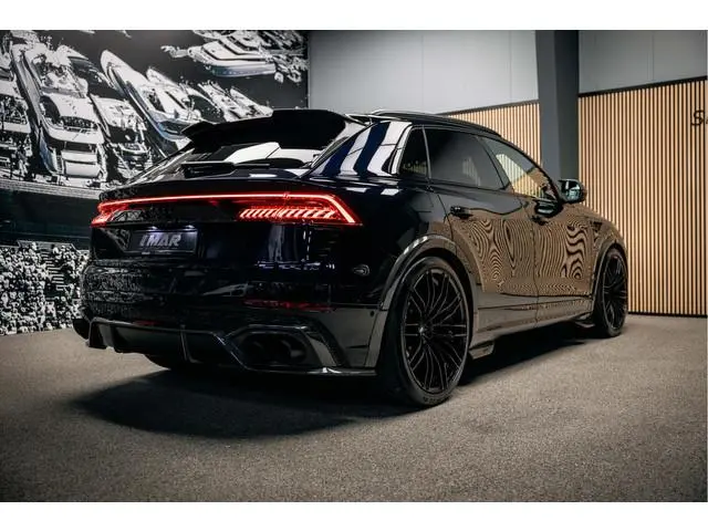 Audi RSQ8