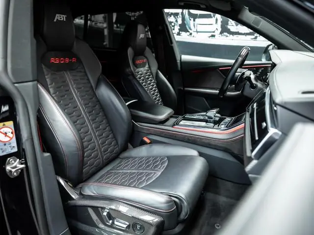 Audi RSQ8