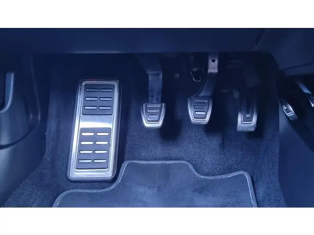 Audi S1