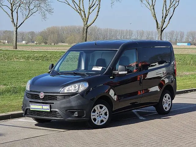 FIAT DOBLÓ CARGO 1.6 l1h1 105pk euro6 nap