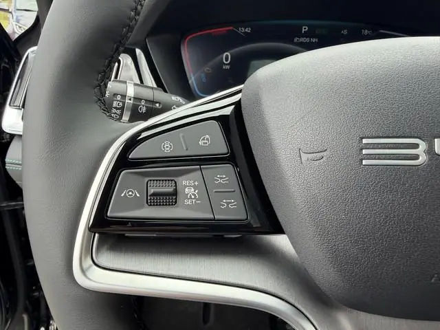 BYD SEAL U