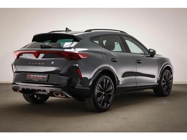 CUPRA Formentor 1.5 TSI e-Hybrid Business | NIEUW | ECLIPSE PACK | MATRIX LED | STUURVERWARMING | DA...
