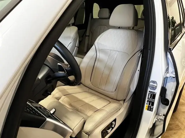 BMW X5 xDrive50e High Executive M Sport /  Achteras besturing / Head-UP / Panodak / Luchtvering / So...