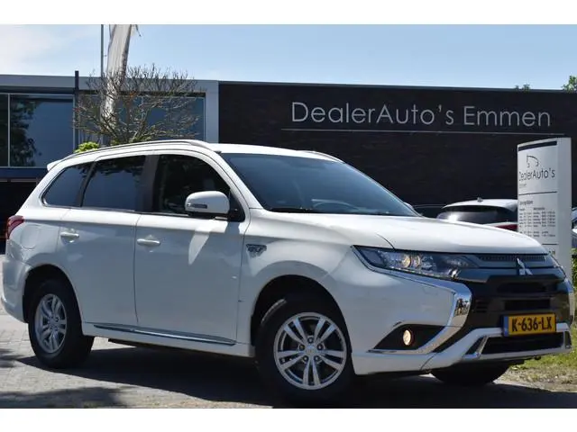 Mitsubishi Outlander 2.4 PHEV Pure
