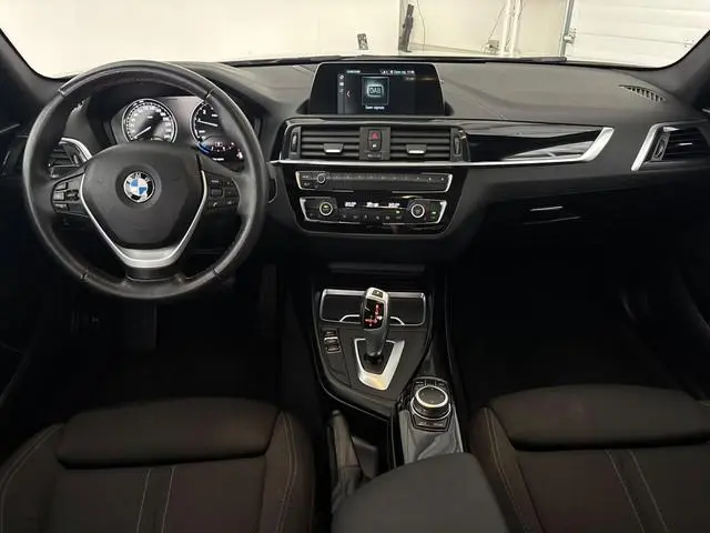 BMW 1-serie 118i Corporate Lease Executive | CRUISE | CLIMA |