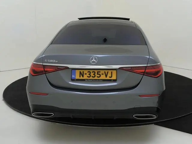 Mercedes-Benz S-Klasse