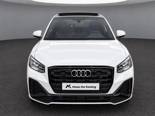 Audi Q2 35 TFSI/150PK S Line · Panoramadak · SONOS Audio ·  Camera · Apple/Android Car Play · Leder