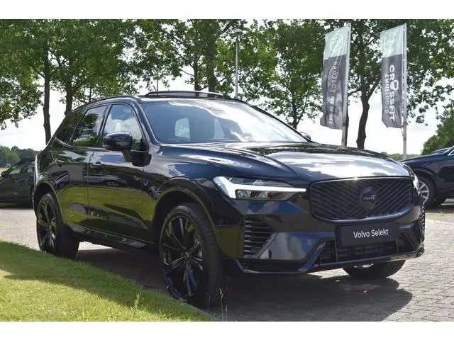 Volvo XC60 T6 350PK AWD Ultra Black Edition | BLIS | HUD | Panodak | Stoelverwarm Voor/Achter | Adap...