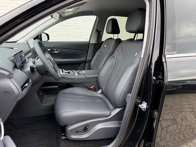 Geely Starray EM-i