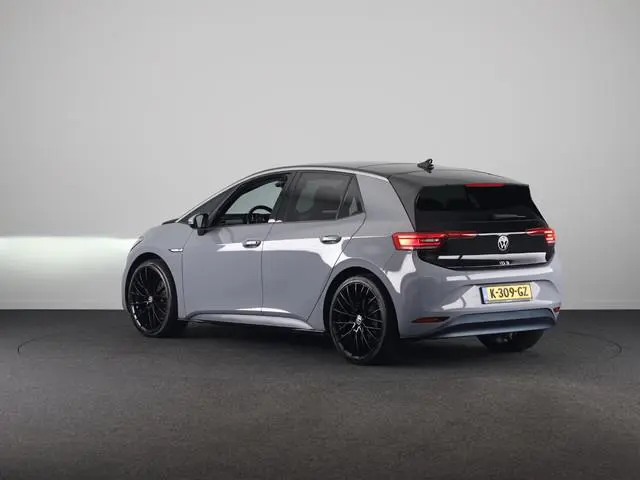 Volkswagen ID.3 First Max 58 kWh 204 PK | SoH 90,95 % | Navigatie | Camera | Panoramadak | Head-up D...