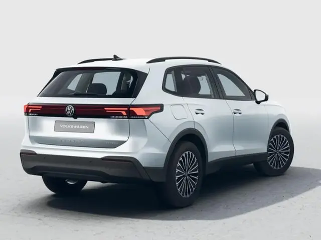 Volkswagen Tiguan Life 1.5 eHybrid 204 PK 6 versn. DSG · Comfort pakket · Trekhaak inklapbaar, met e...