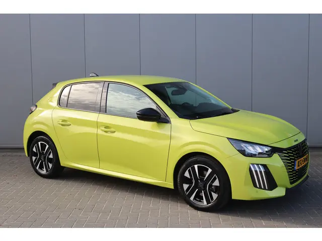 Peugeot 208 1.2 PureT. 100PK Allure Carplay-android/Parkeerhulp/Cruise-control