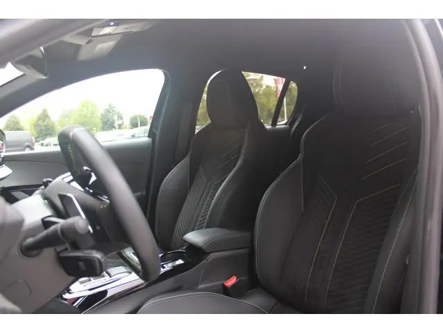 Peugeot 208 1.2 Hybrid 145PK AUTOMAAT GT | ELEKTRISCH BEDIENBARE BESTUURDERSSTOEL MET MASSAGE FUNCTI...