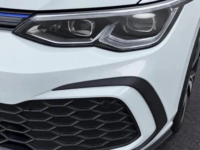 Volkswagen Golf 1.4 eHybrid 245pk GTE · Panoramadak · Trekhaak · Apple/Android Car Play · Camera · S...