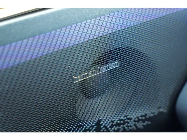 Lynk & Co 08