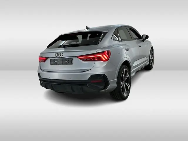 Audi Q3 Sportback 45 TFSI e 245PK S-LINE LEER | NAVI | DODE HOEK | ACC | STOELVERW.