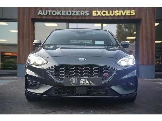 Ford Focus 2.3 EcoBoost ST-X MK4 Virtual Teller Automaat | Panorama | HUD | ACC | Performance Seats...