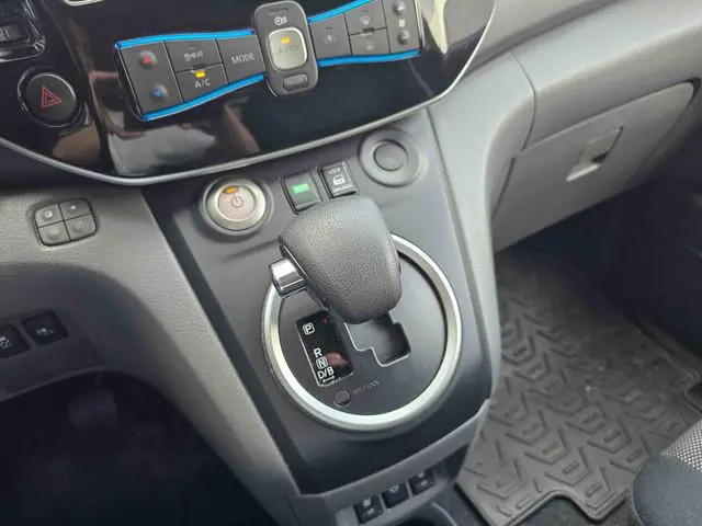 Nissan NV200
