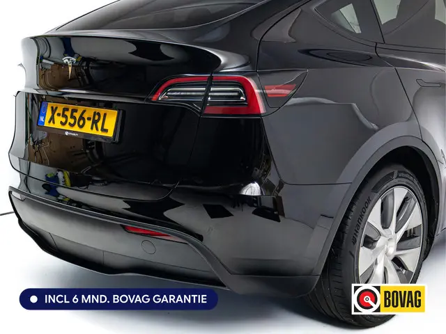 Tesla Model Y RWD 58 kWh | Panoramadak | Stoel-stuurverwarming | Zwart leder | Navigatie | Extra get...