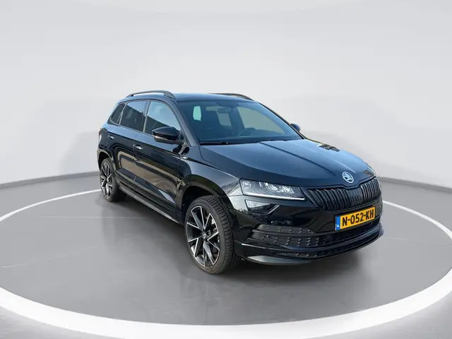Skoda Karoq 1.5 TSI 150PK ACT Sportline Business DSG · Panoramadak · Navigatie · Apple/Android Car P...