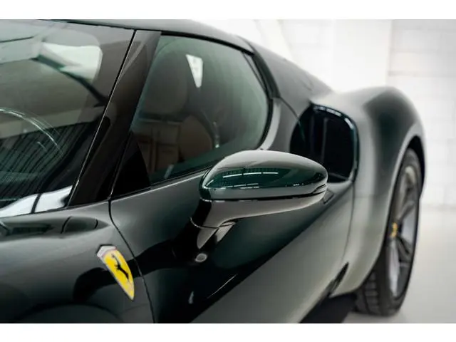 Ferrari 296