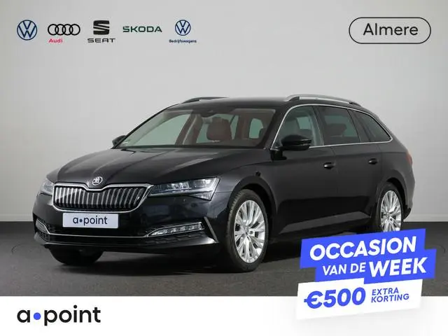 Skoda Superb Combi 1.4 TSI iV Style SOH 94.67%| 218 pk Automaat (DSG) | Navigatie | Trekhaak (wegkla...