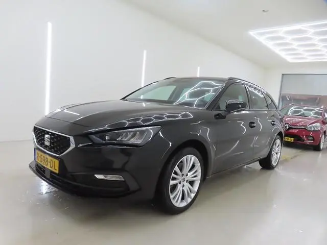 SEAT Leon Sportstourer 1.0 TSI Style Business Intense ✅ CarPlay/Android ✅ 17inch ✅ VRC ✅ Camera...
