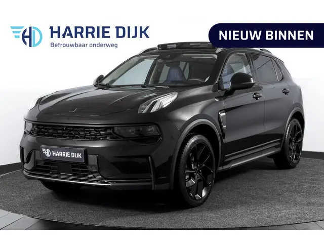 Lynk & Co 01 1.5 PHEV 261PK MY22 | Black Pakket | 360 Camera  | 7.4 kWh Boordlader | S/K-panodak | A...