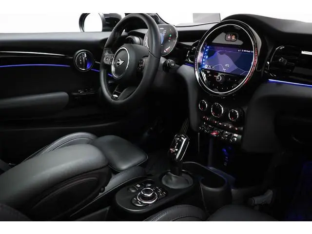 MINI 3-Deurs 2.0 John Cooper Works Classic | PRIMIUM PLUS PACK | MINI YOURS LEDER | PANORAMADAK | HE...