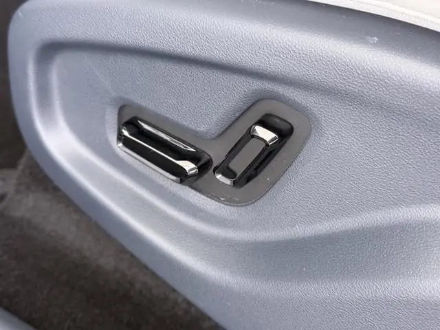 Geely E5