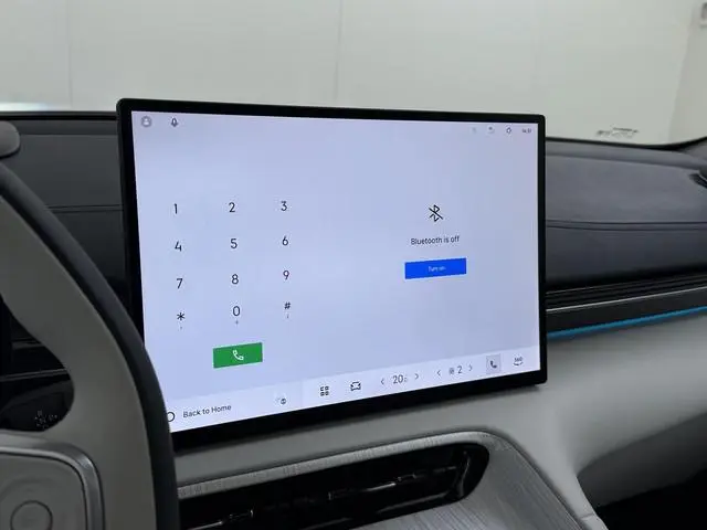 Geely E5