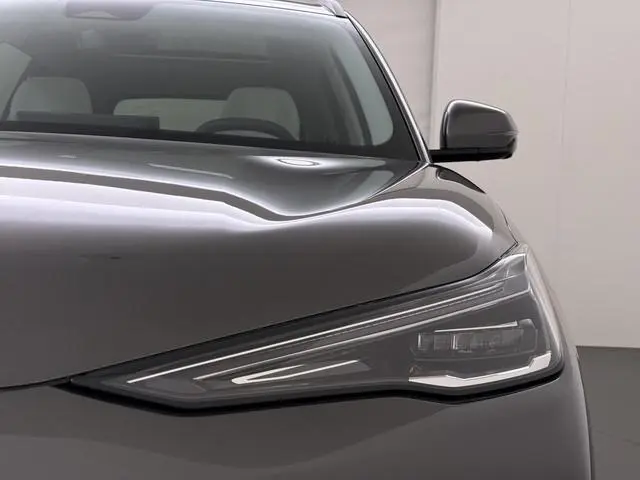 Geely E5