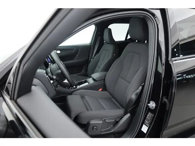 Volvo XC40 Single Motor Extended Range Plus 82 kWh | Rijklaar! | Dig. Cockpit | Bliss | Pilot Assist...