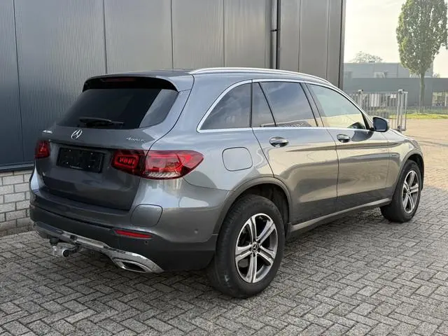 Mercedes-Benz GLC-klasse 300e 4MATIC 18"/SOH 87%/Trekhaak/Leder + memory/Stoelverwarming/Matrix LED/...