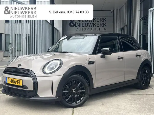 MINI 5-Deurs 1.5 Cooper Camden Edition | AUTOMAAT | CAMERA | CARPLAY | NAVI | CRUISE CONTROL | STOEL...