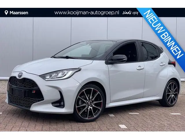 Toyota Yaris 1.5 Hybrid GR Sport / LED / 18" / Apple Carplay/Android Auto