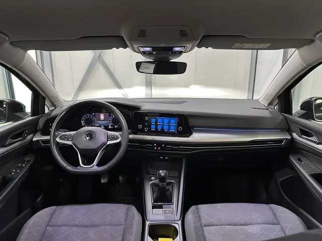 Volkswagen Golf 1.0 TSI Life Trekhaak | Winterpakket | ACC | Carplay