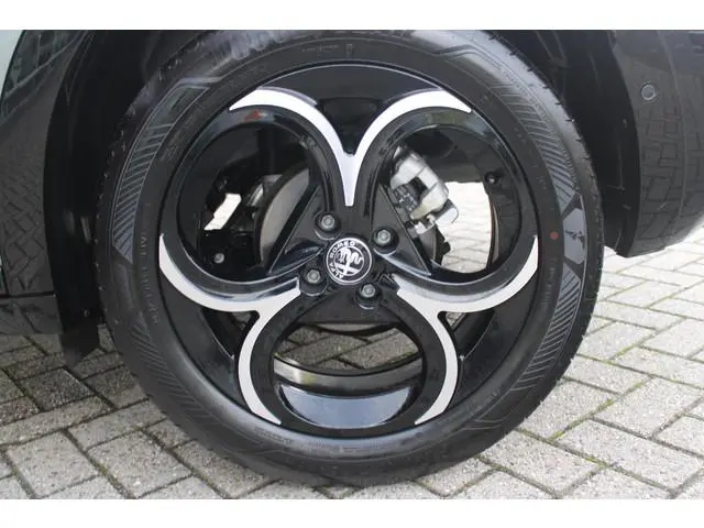 Alfa Romeo Junior