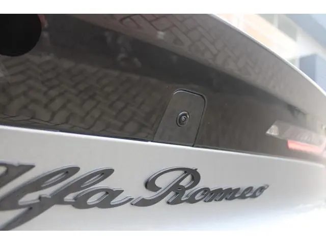 Alfa Romeo Junior