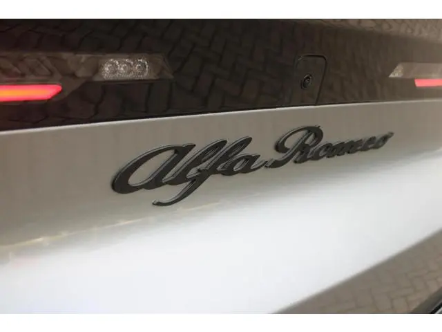 Alfa Romeo Junior