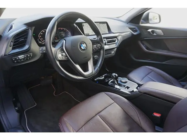 BMW 1-serie 118i Business Edition Luxury/Leer/1e Eigenaar/ CarPlay/LED.