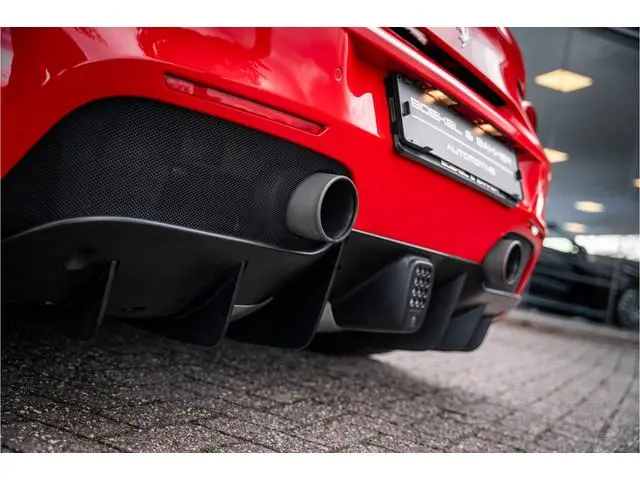 Ferrari 488