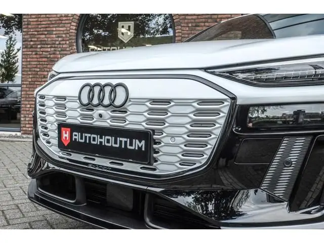 Audi SQ6 e-tron